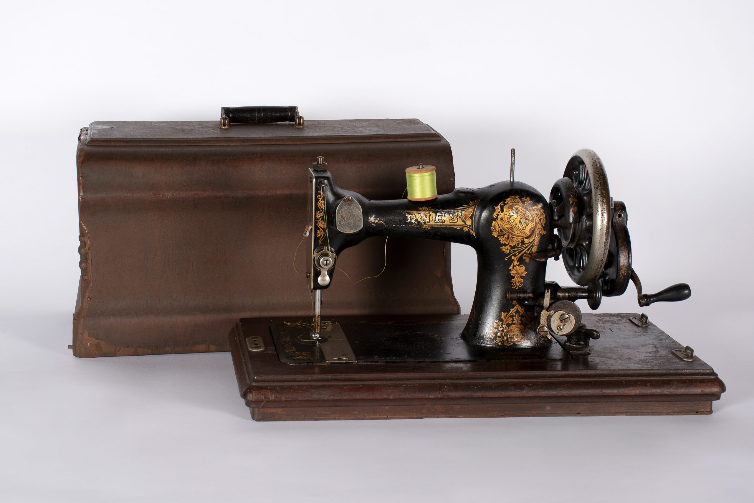 antique sewing machine